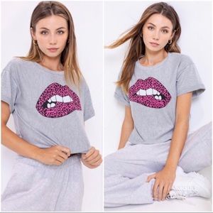Gray Semi Cropped TShirt With Leopard Lips Graphic